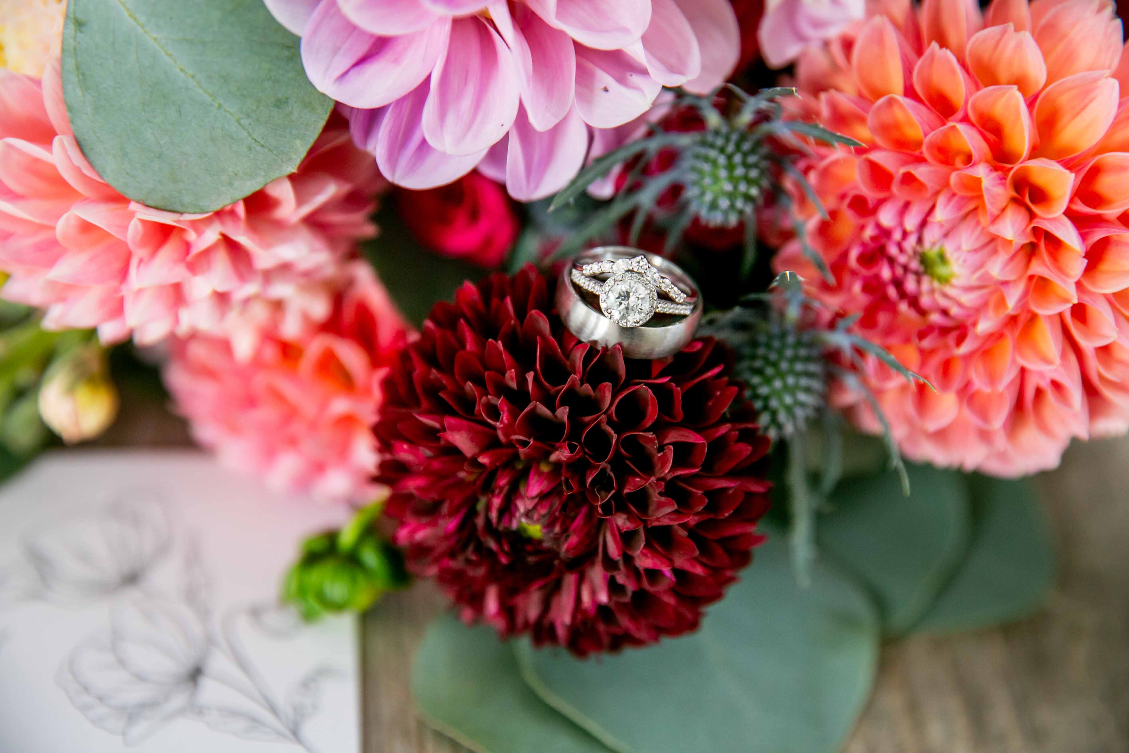 dahlia wedding flowers